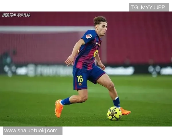 巴萨旧将:弗里克的球队十分依靠反击,他不注重中场的操控 巴萨旧将:弗里克的球队十分依靠反击,他不注重中场的操控